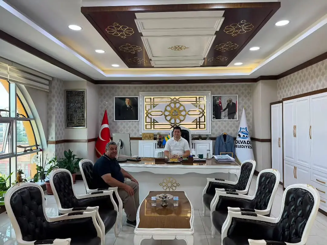 Başkan Aynacı, İbrahim Uzuner'i ağırladı