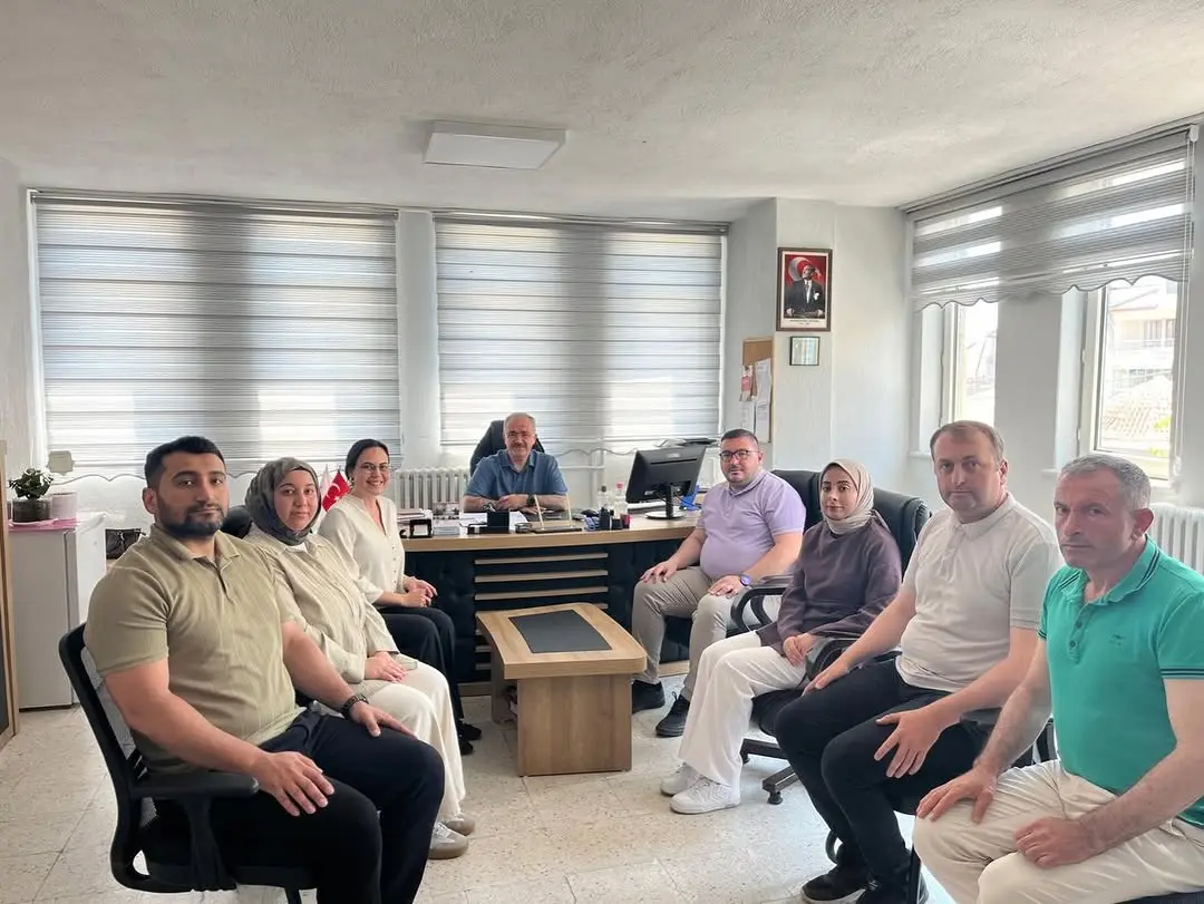 İl Müdürü Şuhut Sosyal Hizmet Merkezi'ni Ziyaret Etti