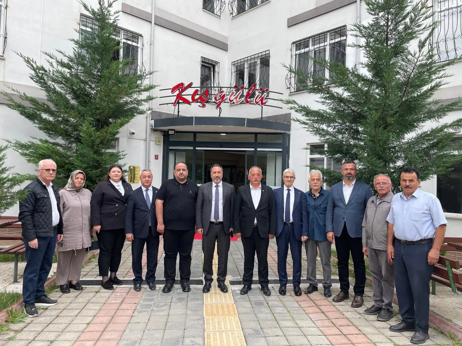 Mustafa Hakan ÖZER, Kastamonu'daki Engelli Bakım Merkezini Ziyaret Etti