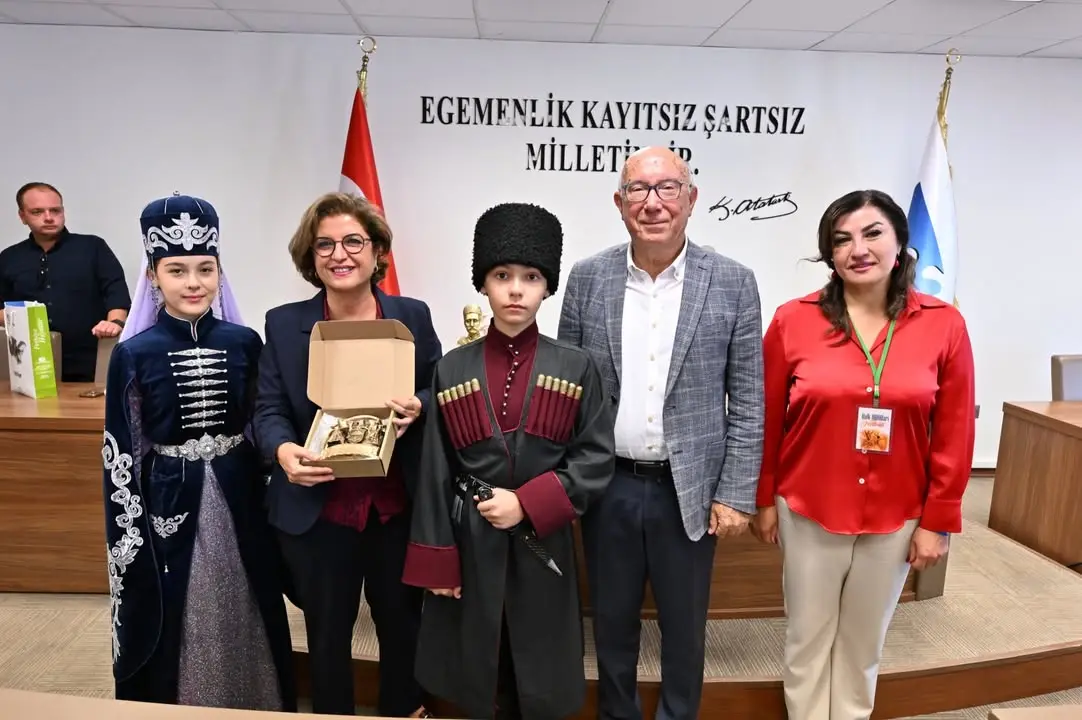 Fethibey'de 17. Uluslararası Halk Dansları Festivali Başlıyor