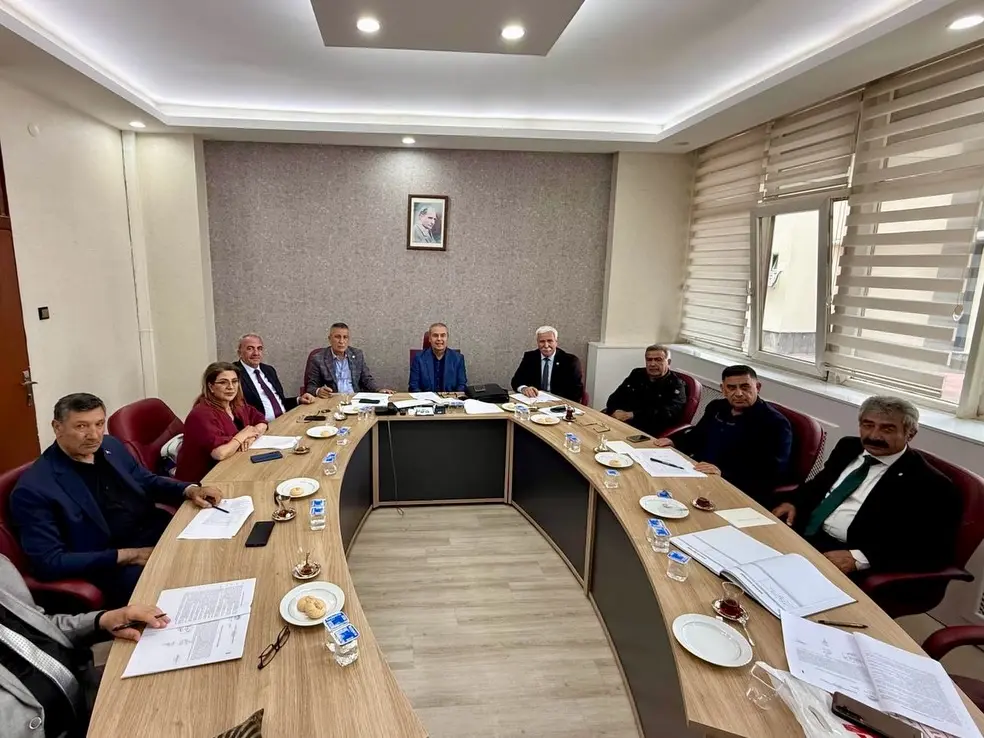 Belediye Başkanları ve Meclis Üyeleri Toplandı