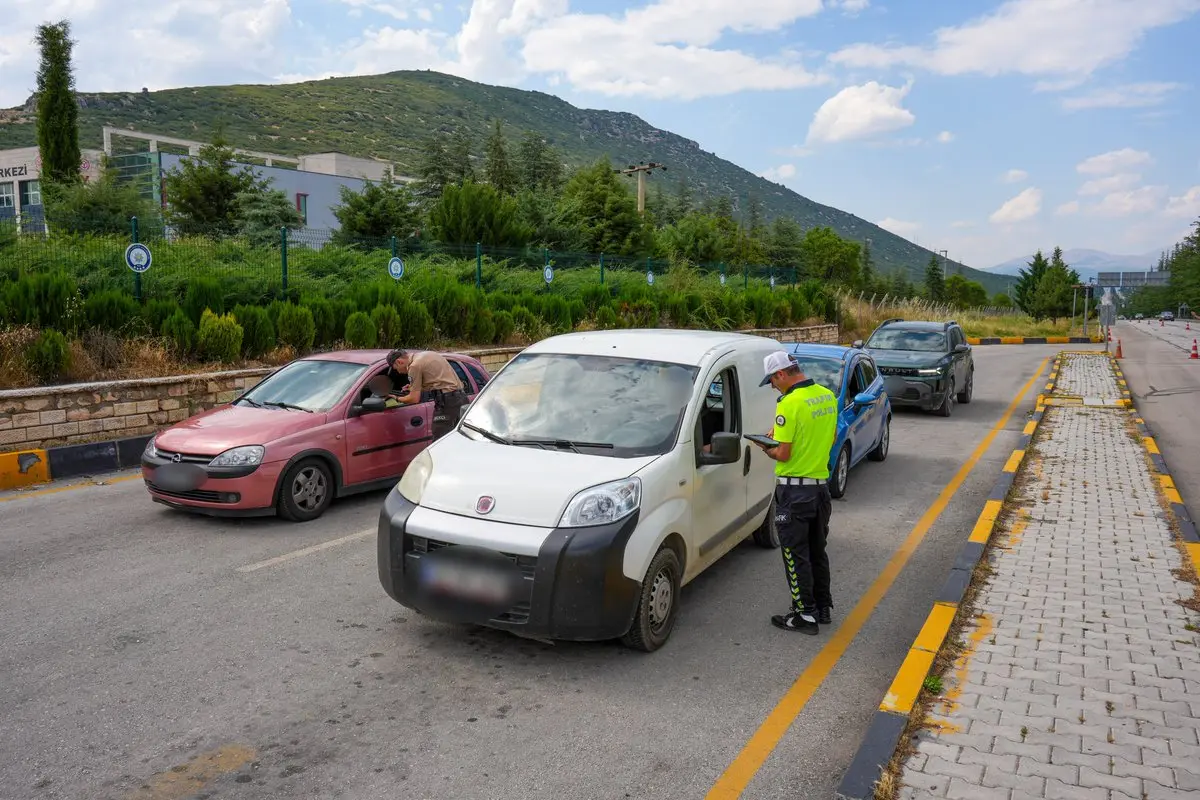 Isparta'da Güvenlik Denetimleri Gerçekleştirildi
