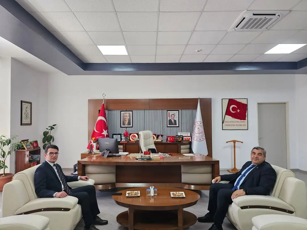 Evciler Kaymakamı, Eğitim Müdürü'nü Ziyaret Etti