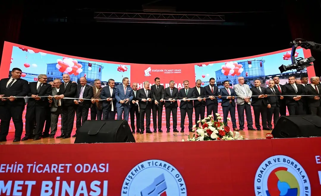 Eskişehir Ticaret Odası yeni hizmet binasını açtı