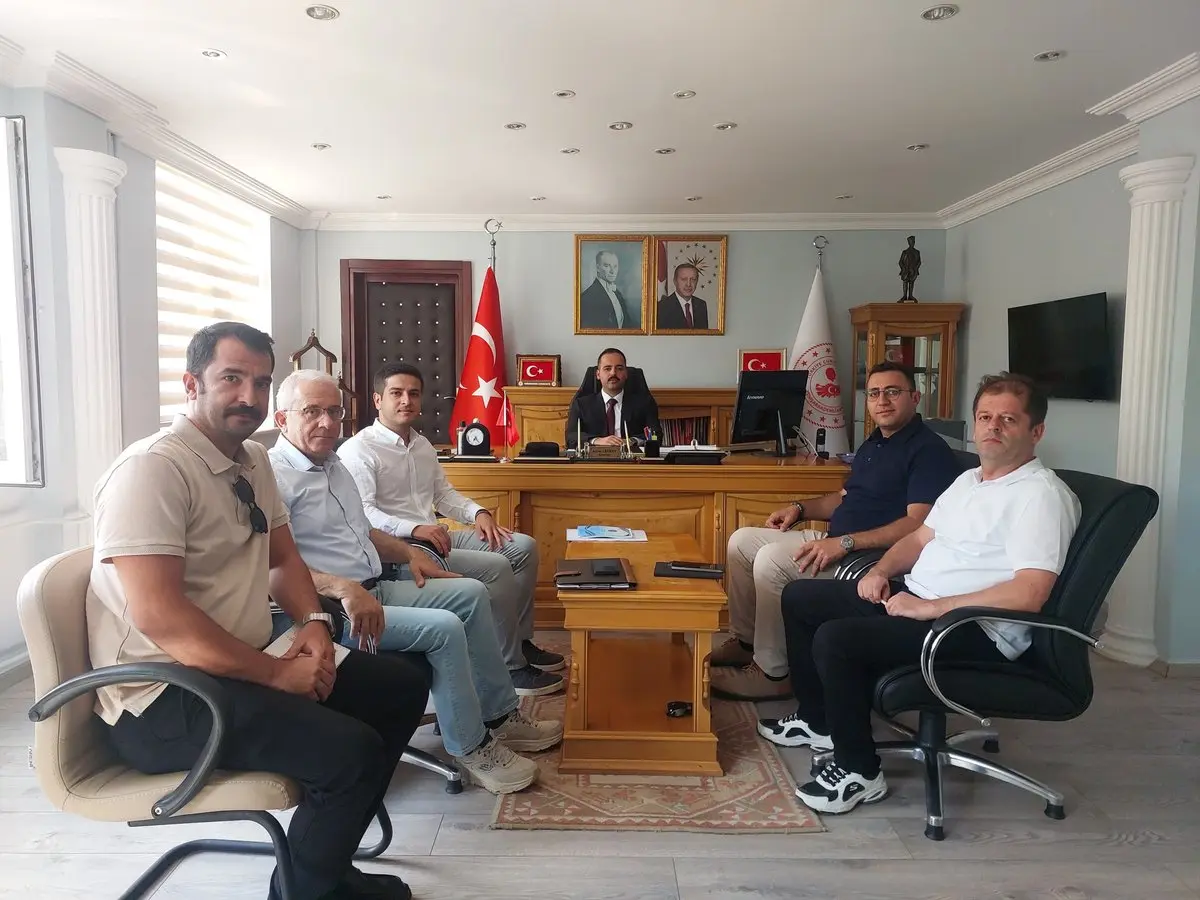 Yenişarbademli'de Verimli Toplantı Gerçekleşti