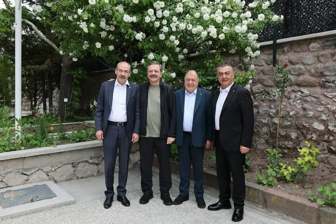 Erciyes Zirvesi sonrası dostlarla bir araya gelindi