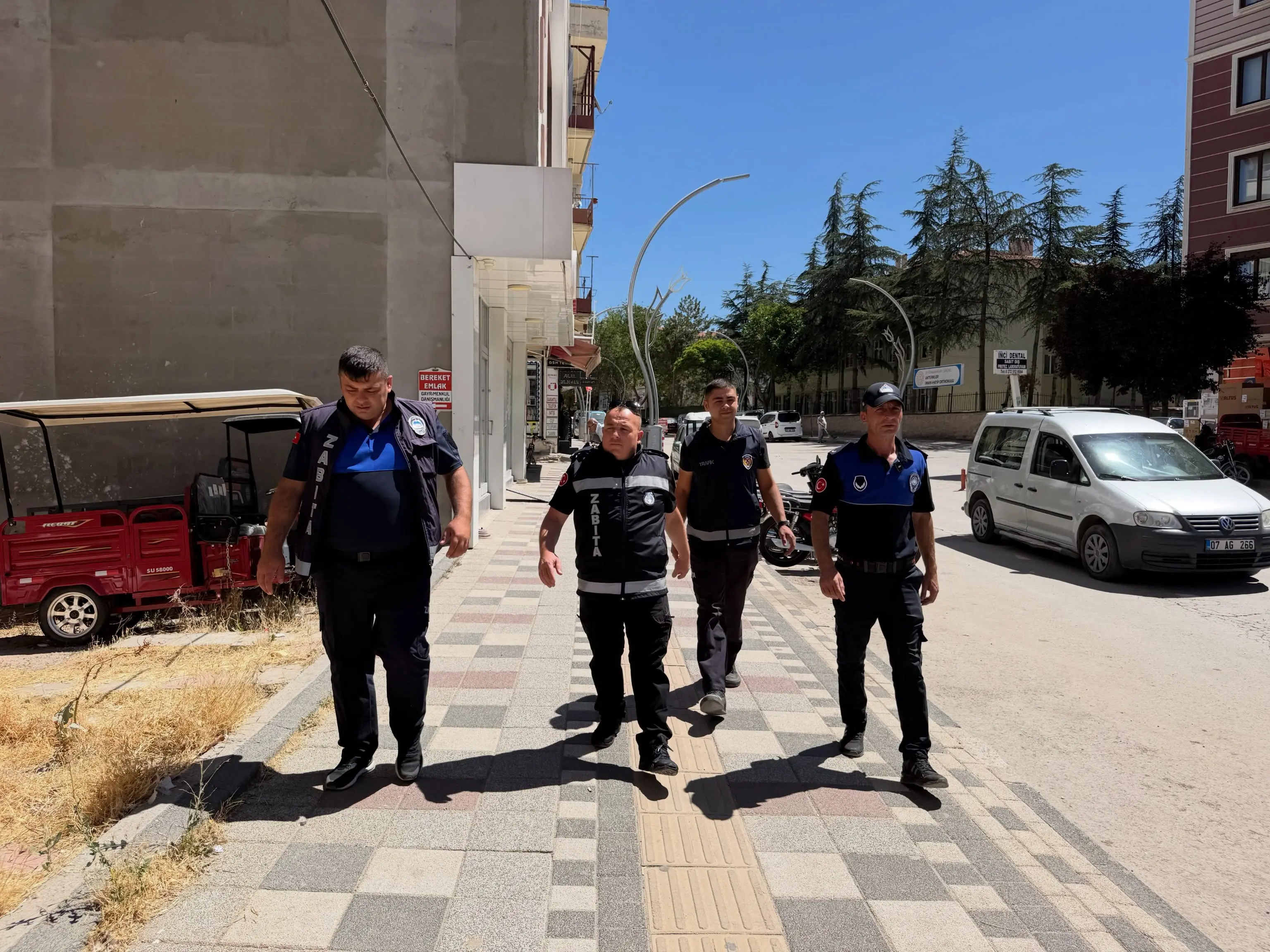 Sandıklı'da yaya geçişi için denetim çalışmaları