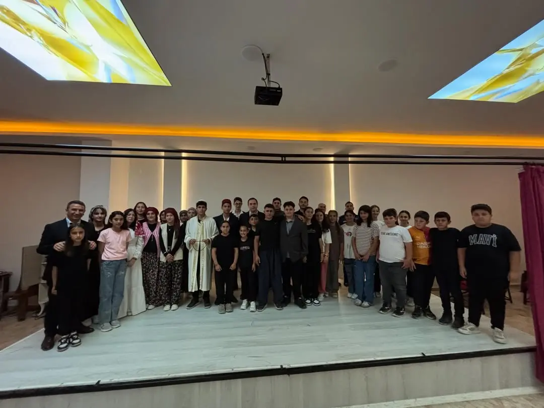 Gelendost Tiyatro Günleri Başarıyla Tamamlandı