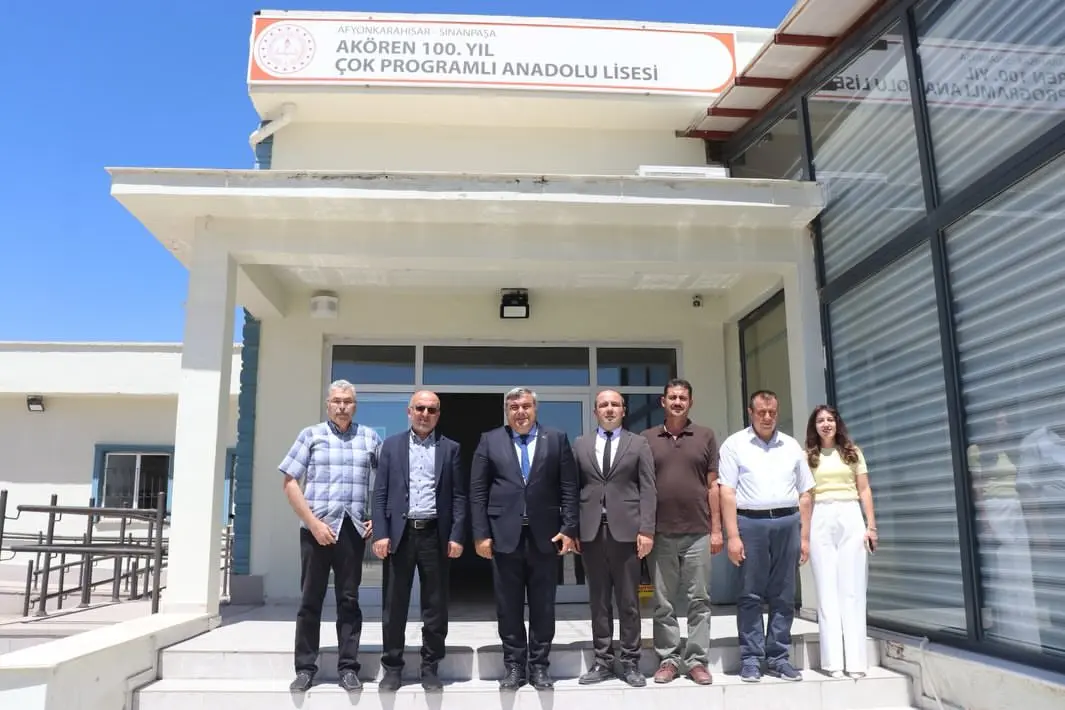 İl Milli Eğitim Müdürü Kütüphaneyi Ziyaret Etti