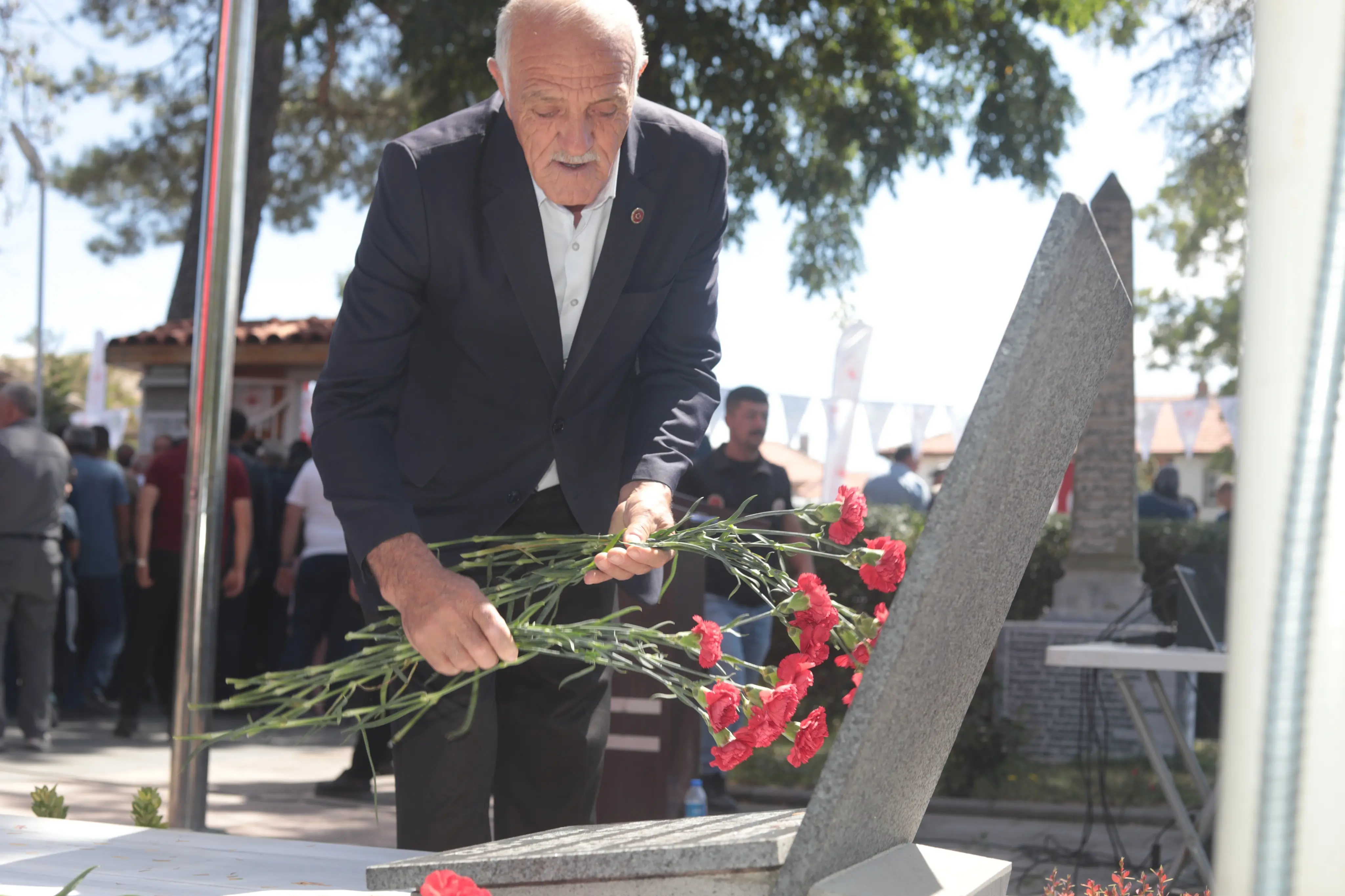 Yıldırım Kemal Bey anısına tören düzenlendi