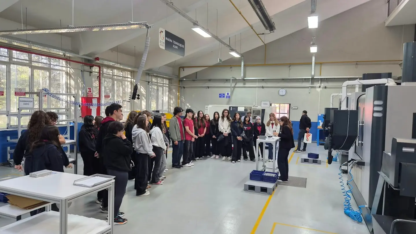 Eskişehir Model Fabrika'da Öğrenci Ziyareti