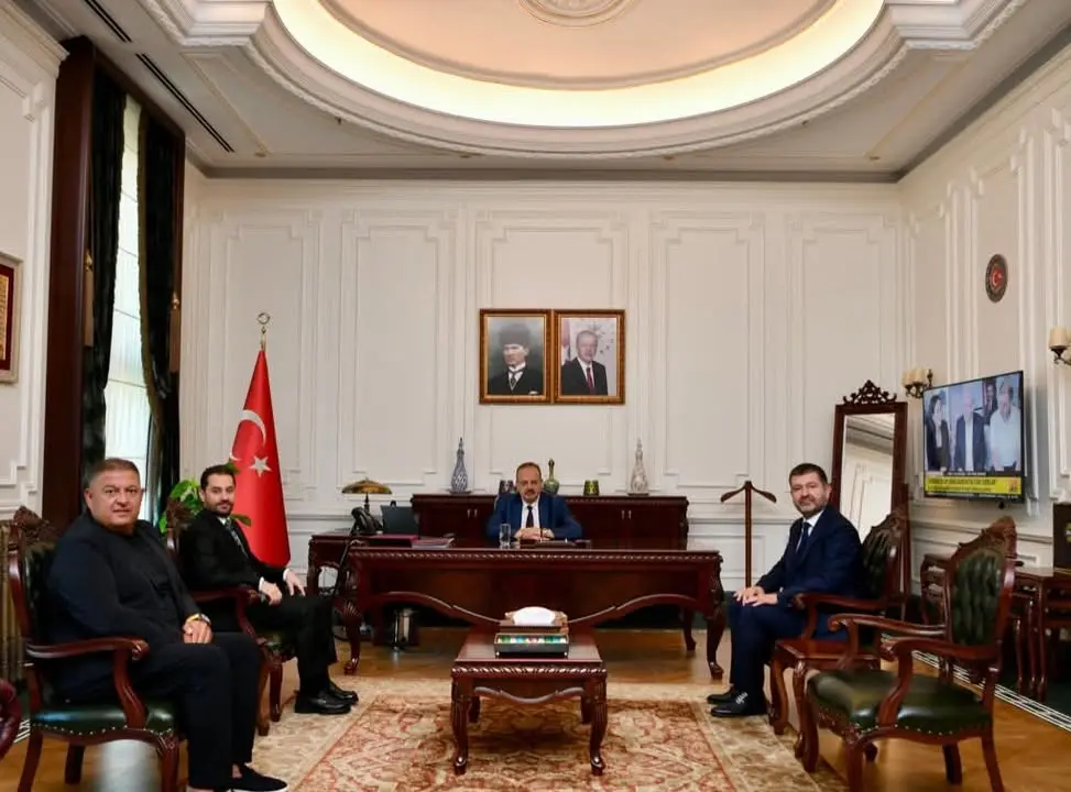 Vali Canbolat Kırgızistan Konsolosunu Kabul Etti