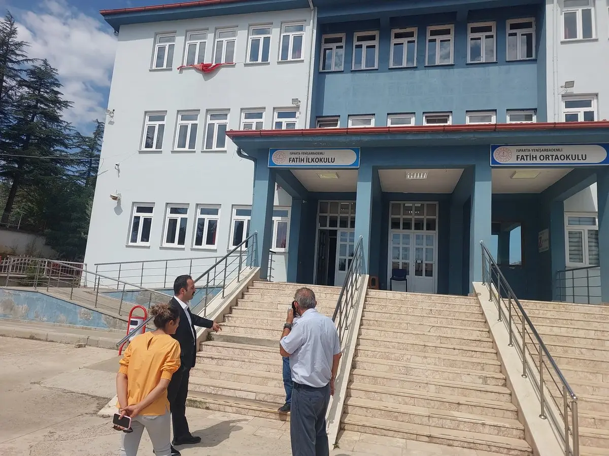 Kaymakam, Okul Ziyaretlerinde Eksiklikleri İnceledi
