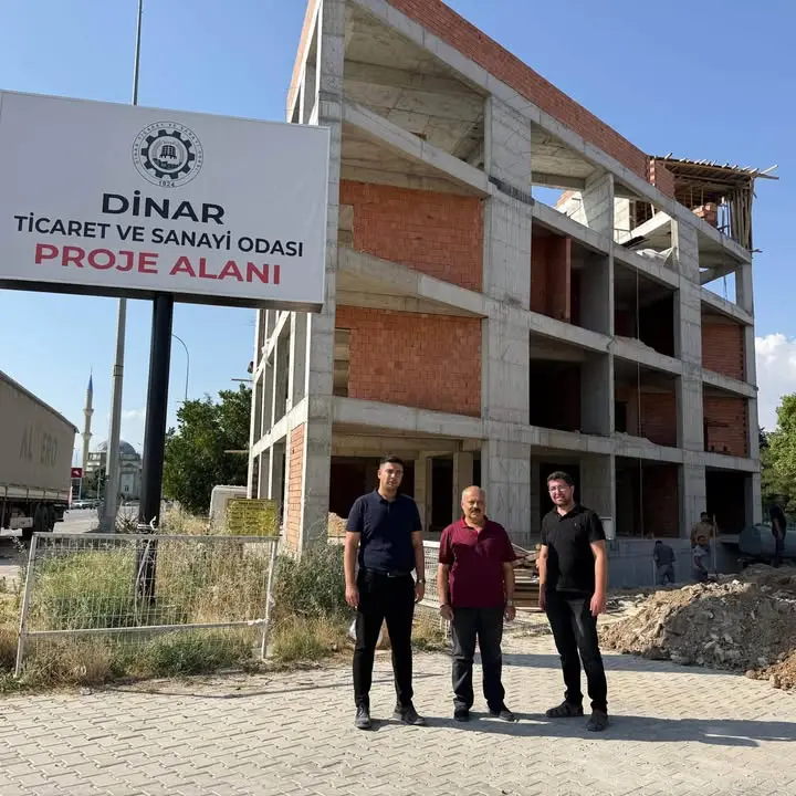 Dinar Ticaret ve Sanayi Odası'nın Yeni Binasında İlerleme