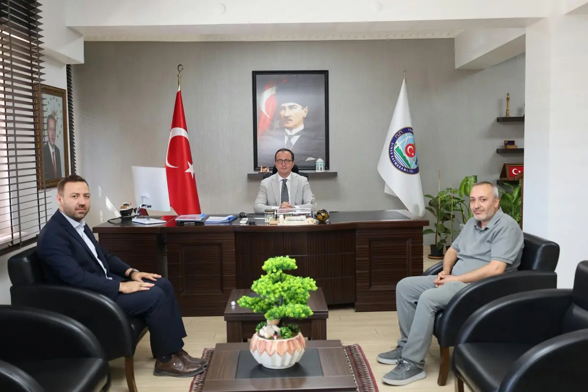 Özgül ve Günay, Kaymakam Akgül'ü ziyaret etti