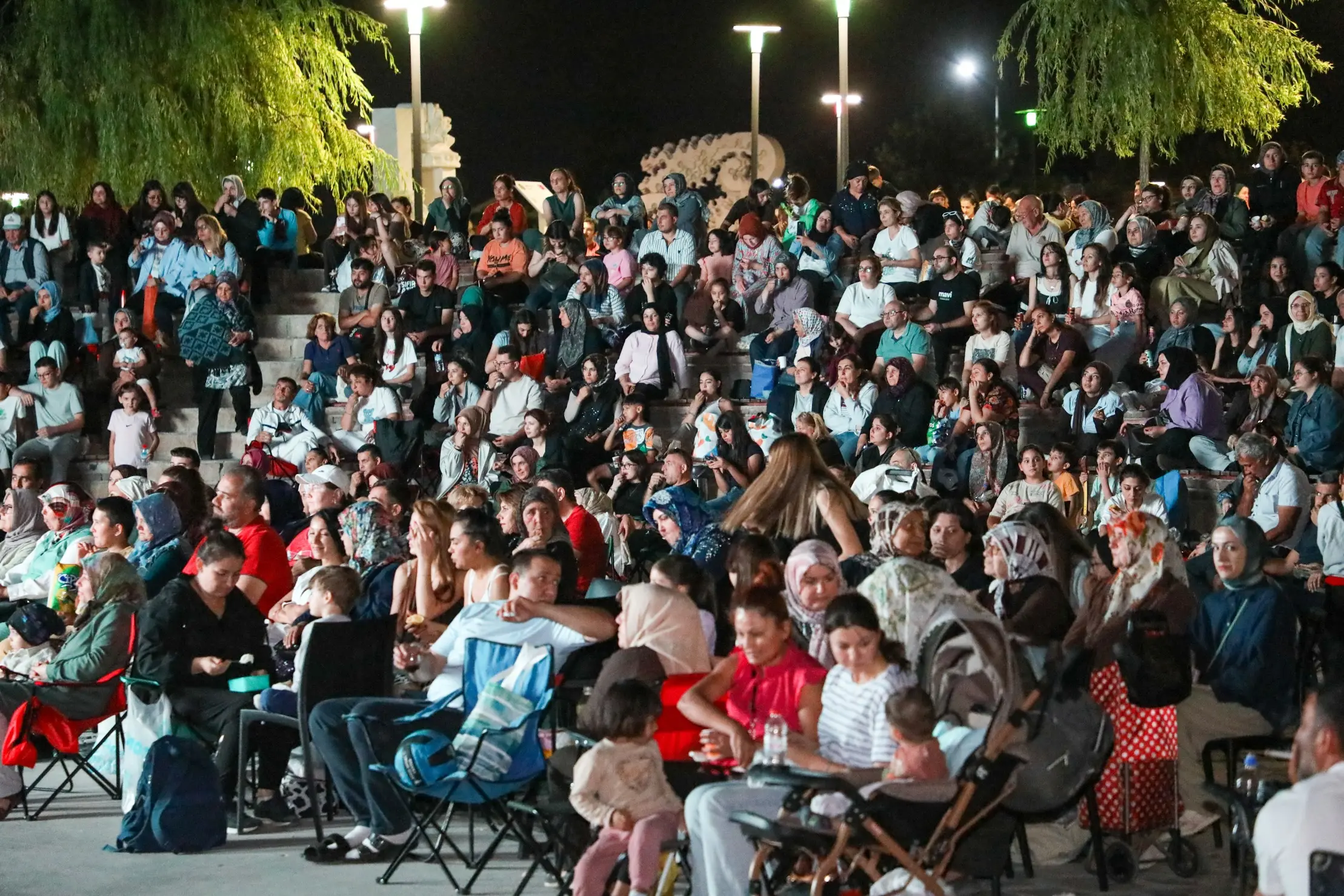 Yeşilçam Klasiği Açık Hava Sinemasında