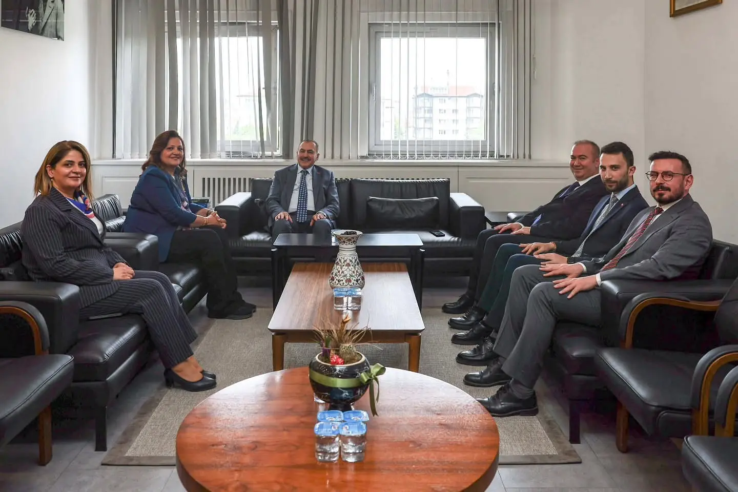 Veysel Eroğlu ve heyeti Burcu Köksal'ı ziyaret etti
