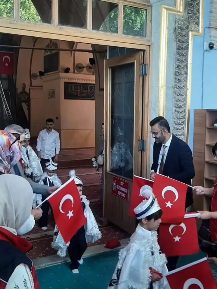 Uşak'ta Sünnet Şöleni Düzenlendi