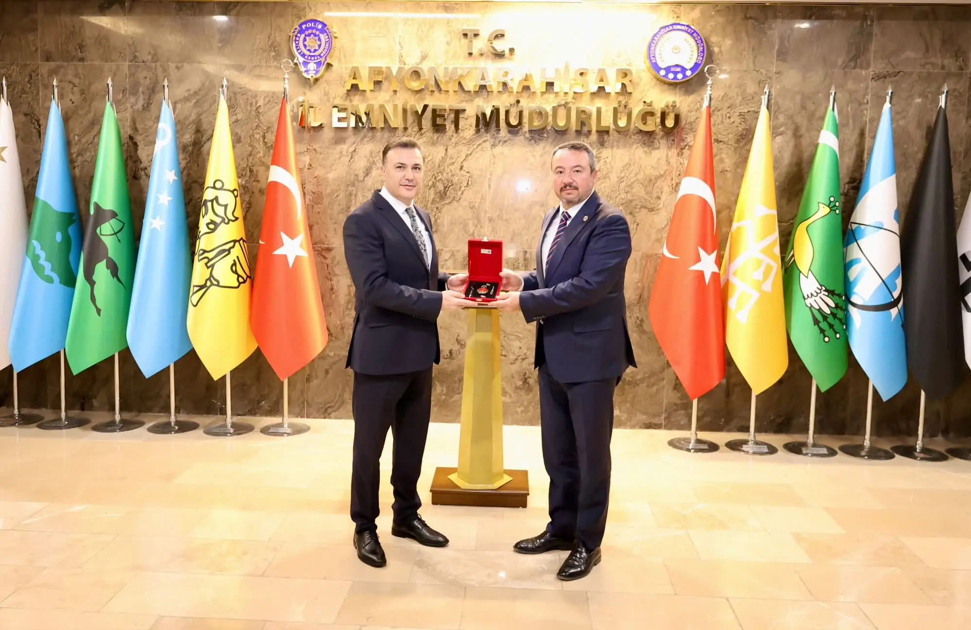 Gökhan Demirtola'ya hayırlı olsun ziyareti