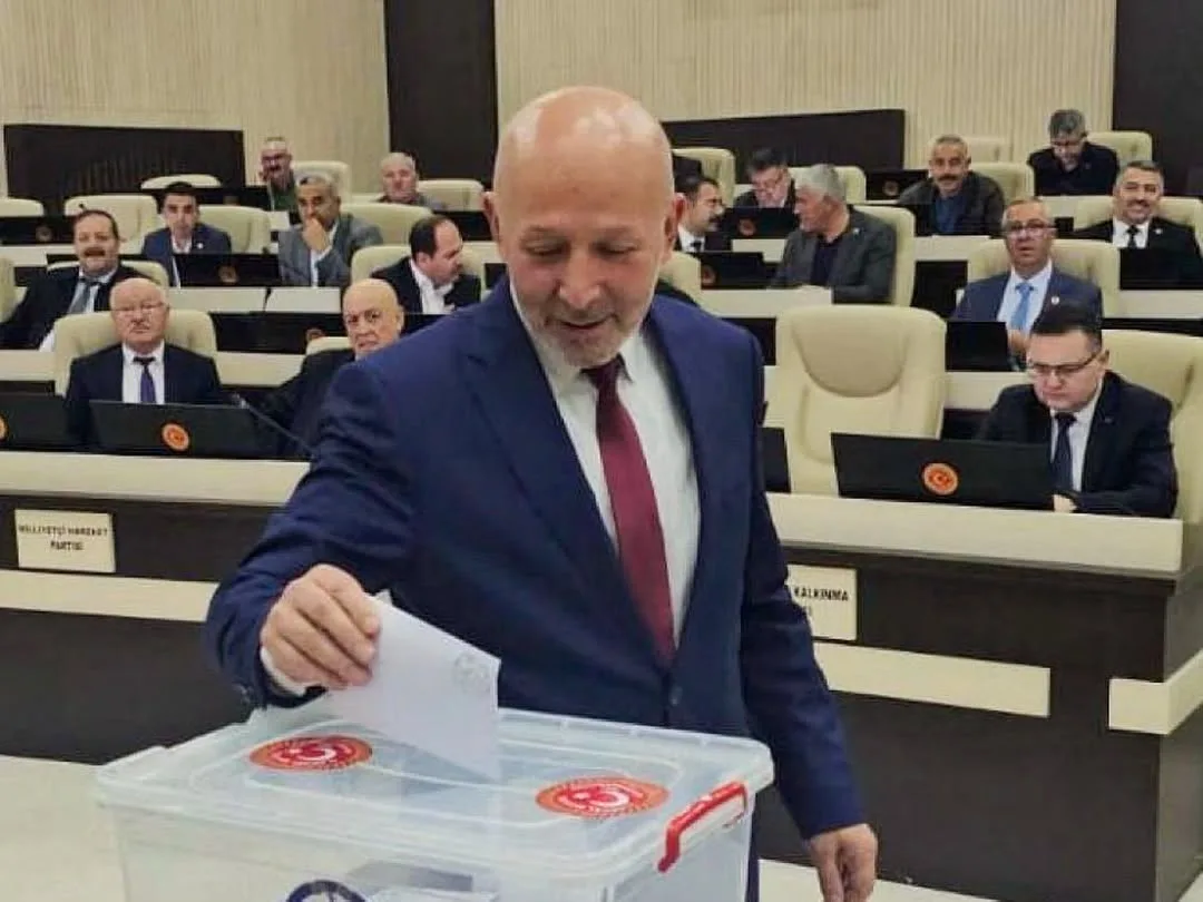 Afyonkarahisar’da İl Genel Meclisi Başkanlığı Seçimlerinde Mehmet Siper Yeniden Başkan Seçildi