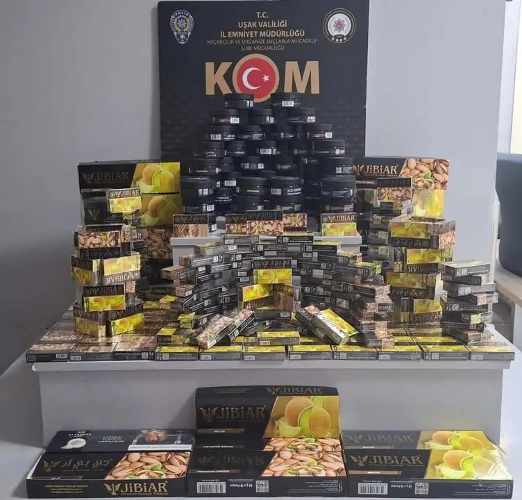 Uşak'ta Kaçak Nargile Tütünü Operasyonu