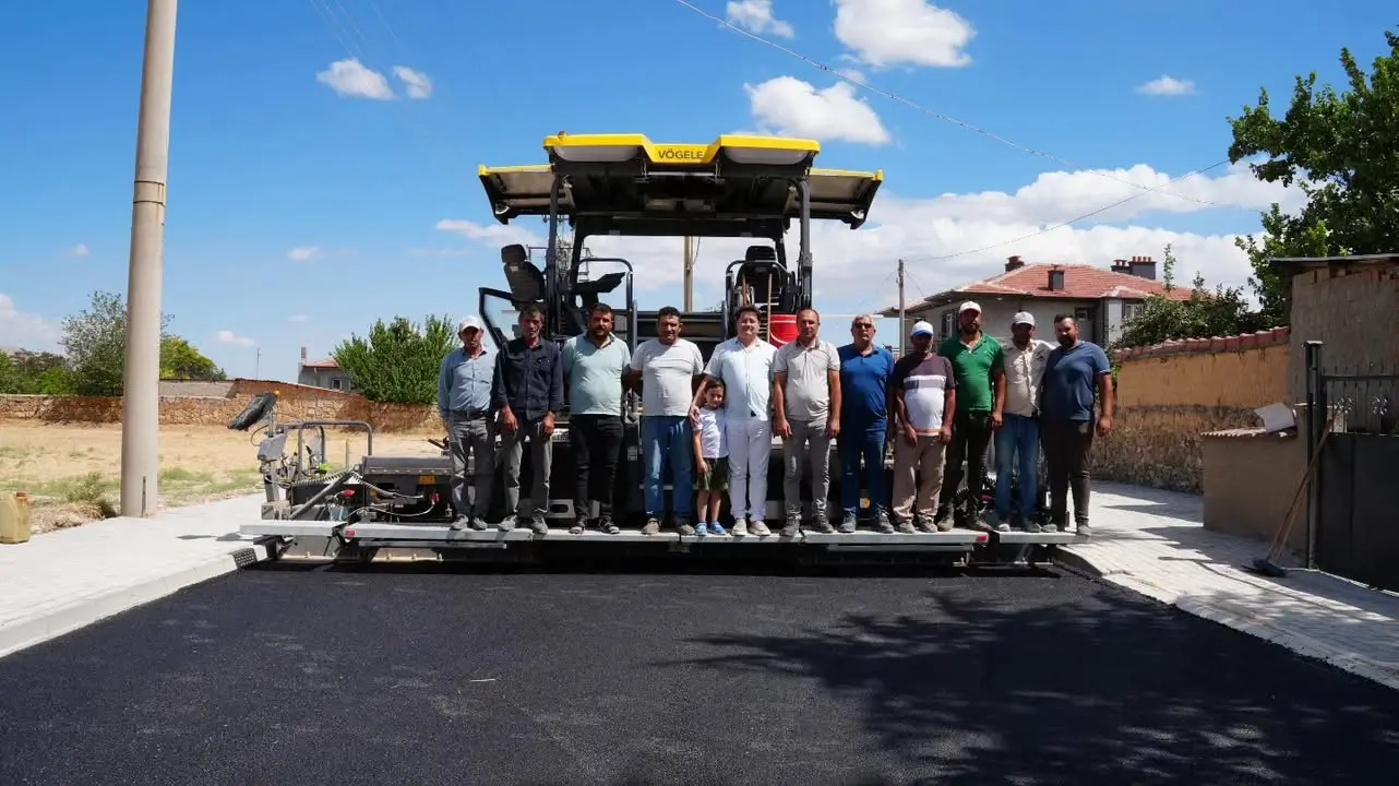 Bolvadin Belediyesi Cezaevi Yolu'ndaki çalışmaları sürdürüyor