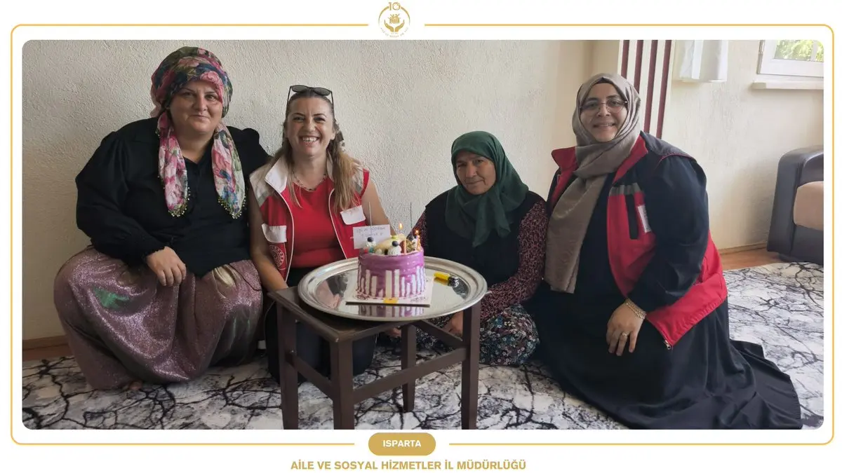Şarkikaraağaç'ta Doğum Günü Kutlaması