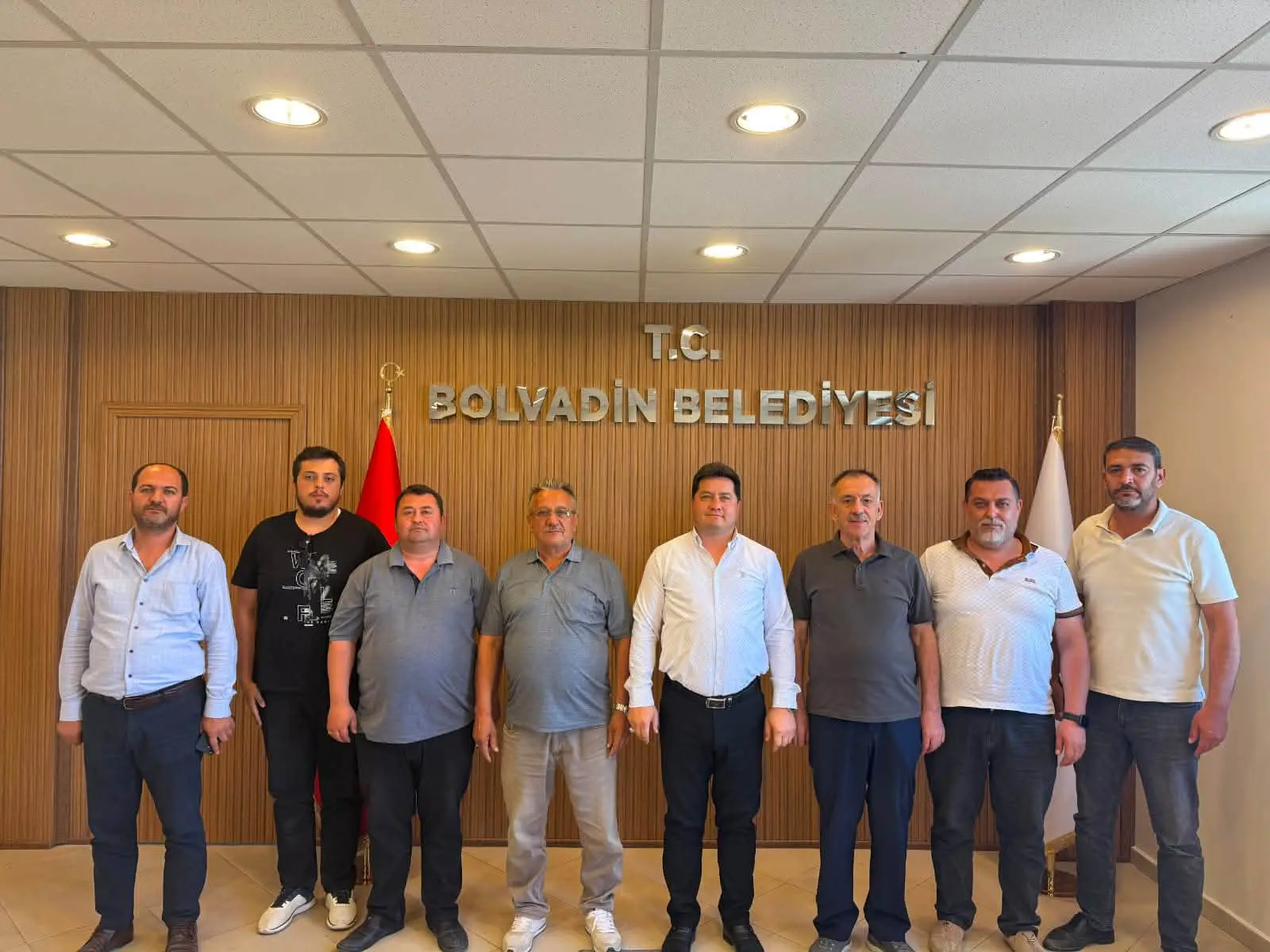 MHP'li Meclis Üyelerine Plaket Töreni Düzenlendi