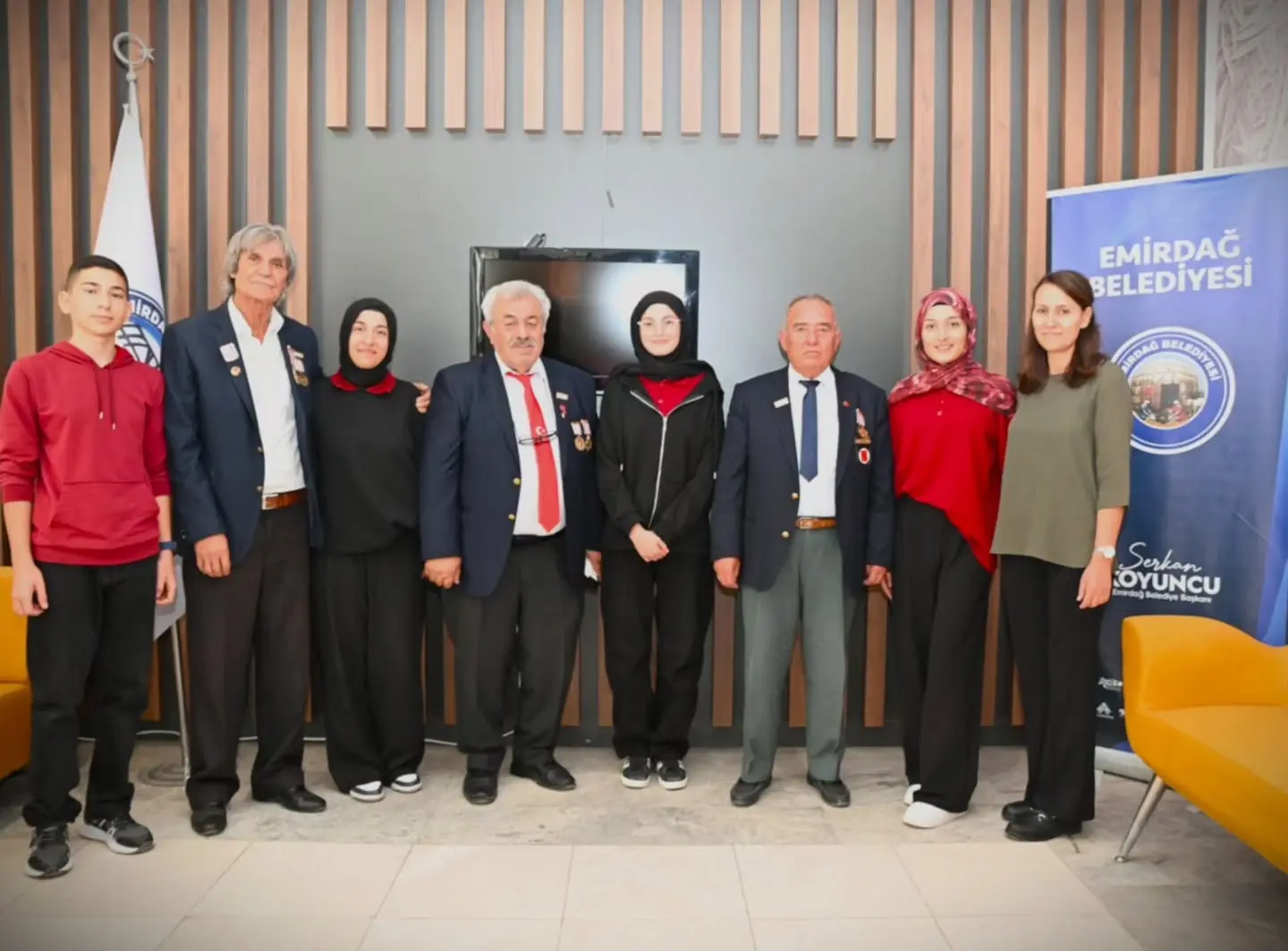 Öğrencilerden Gazilere Anlamlı Ziyaret