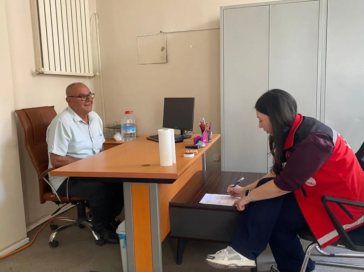 Emirdağ'da muhtarlarla sosyal hizmet görüşmeleri yapıldı