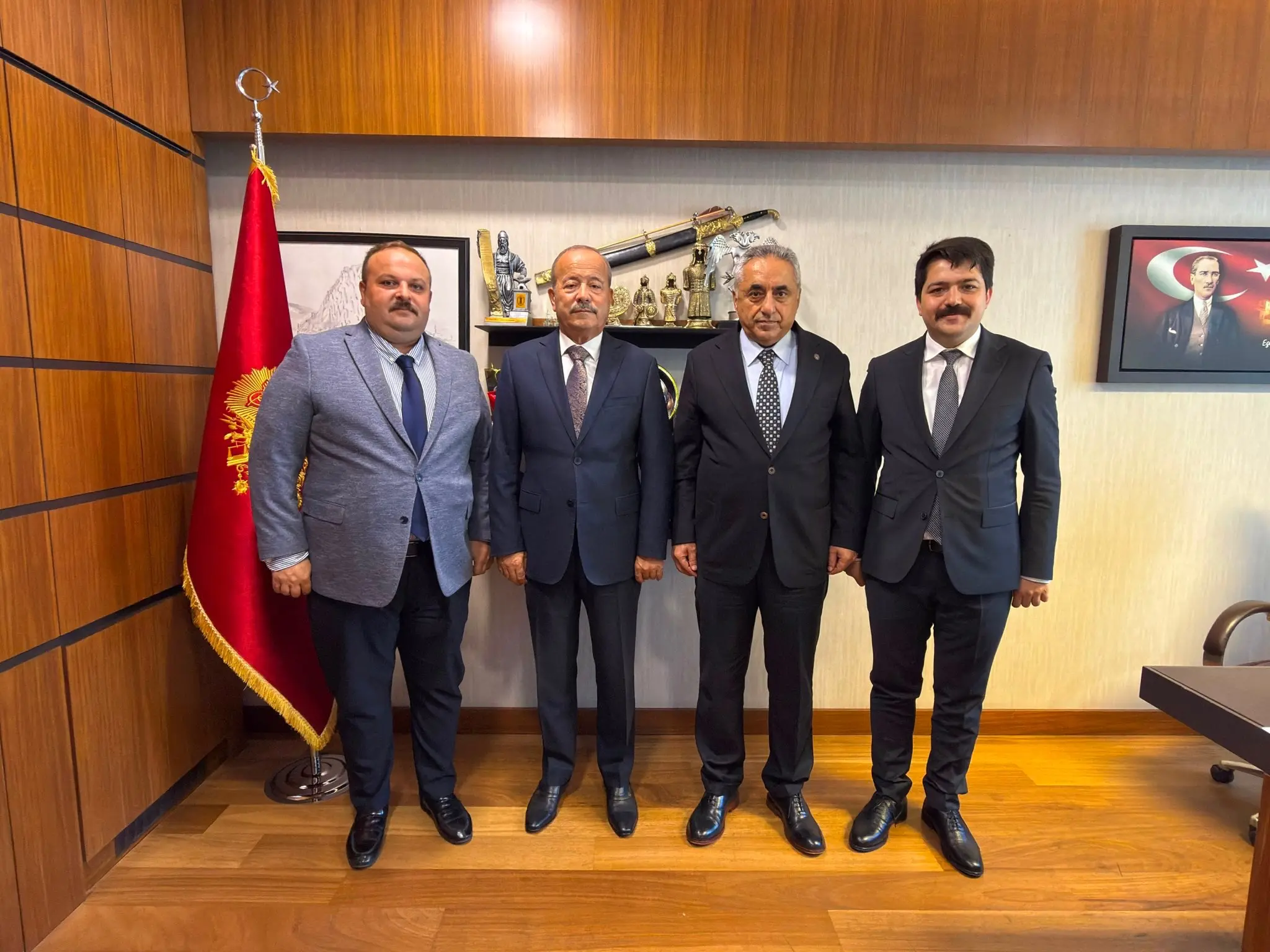 Türk Büro-Sen Genel Başkanı Meclis'te ağırlandı
