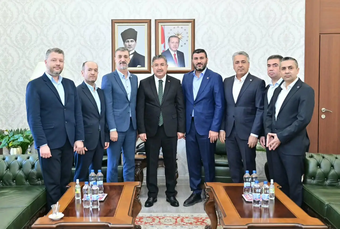 İbrahim Akar, Eğitim-Bir-Sen Başkanlığına Yeniden Seçildi