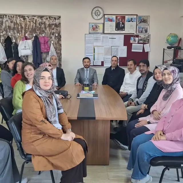 Kayhan Ortaokulu ve İlkokulu'nda Eğitim Başladı