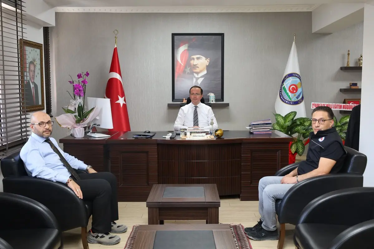 Dinar Kaymakamı, Özel İdare Yetkililerini Ağırladı
