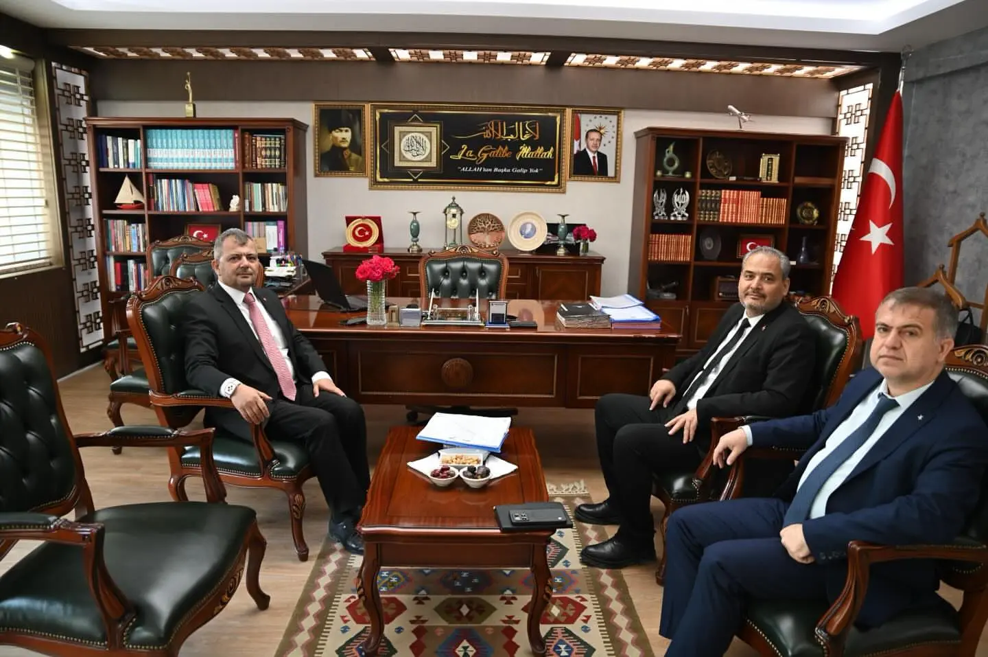 Rektör Adem Aslan'dan Emirdağ Belediye Başkanı'na Ziyaret