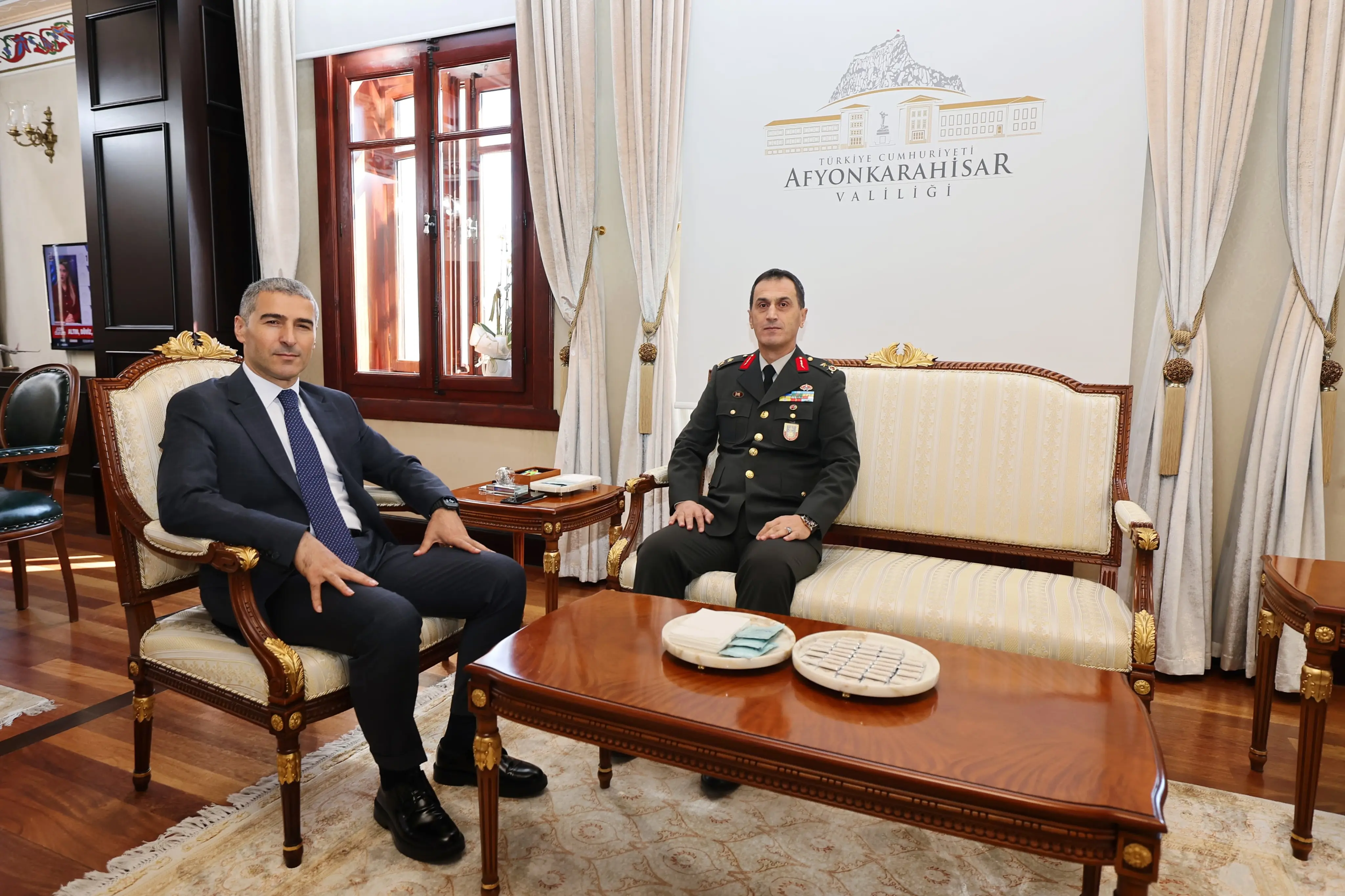 Tuğgeneral Numan Kıral, Valilik Ziyaretinde Bulundu