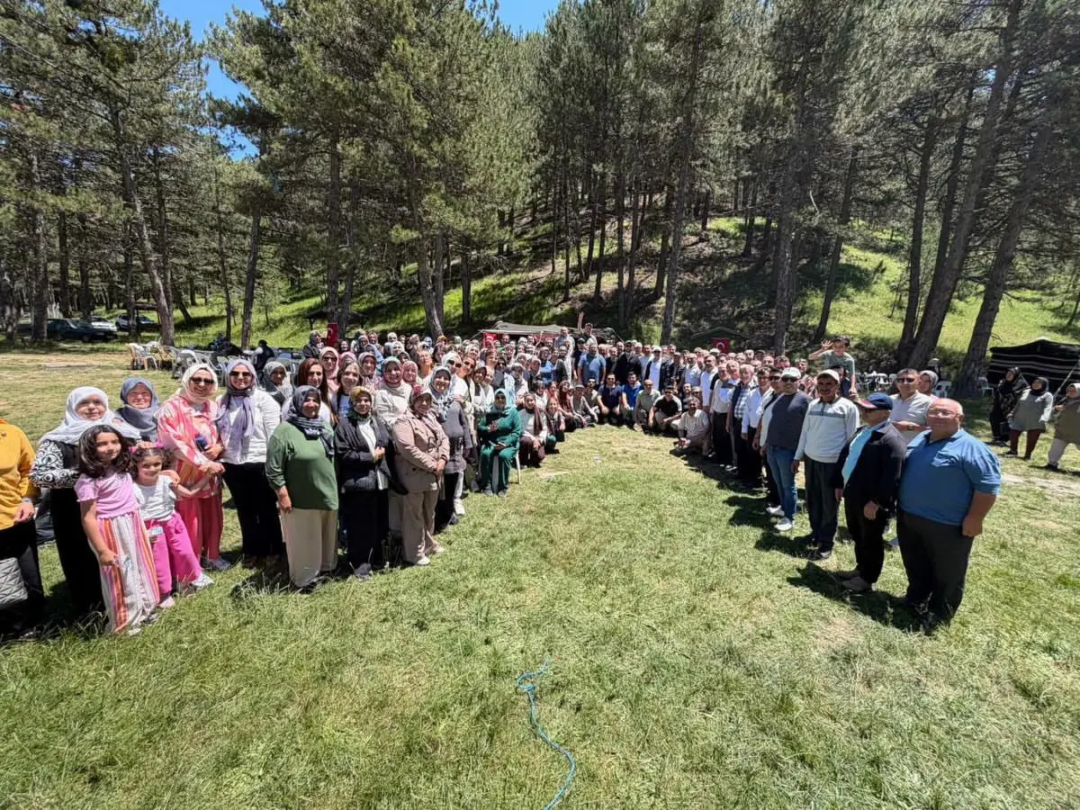 AK Parti Hocalar'da Teşkilat Pikniği Düzenledi
