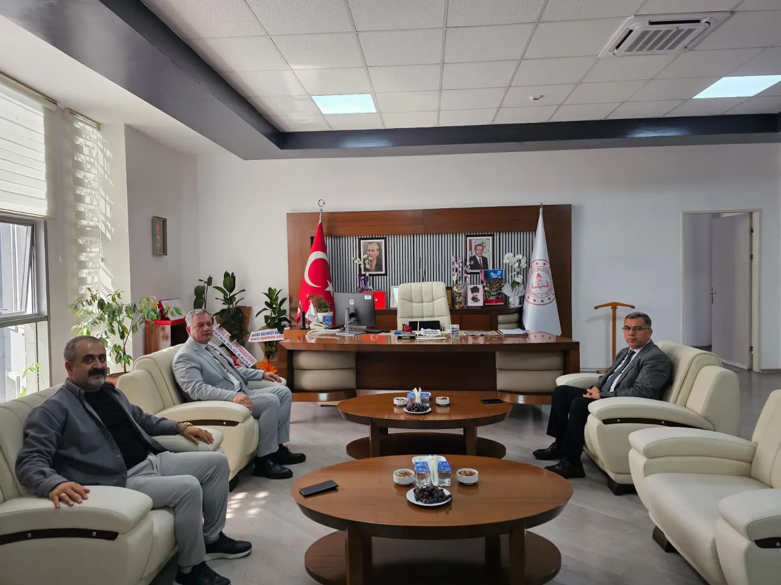 Vali Yardımcısı'ndan Eğitim Müdürü'ne Ziyaret