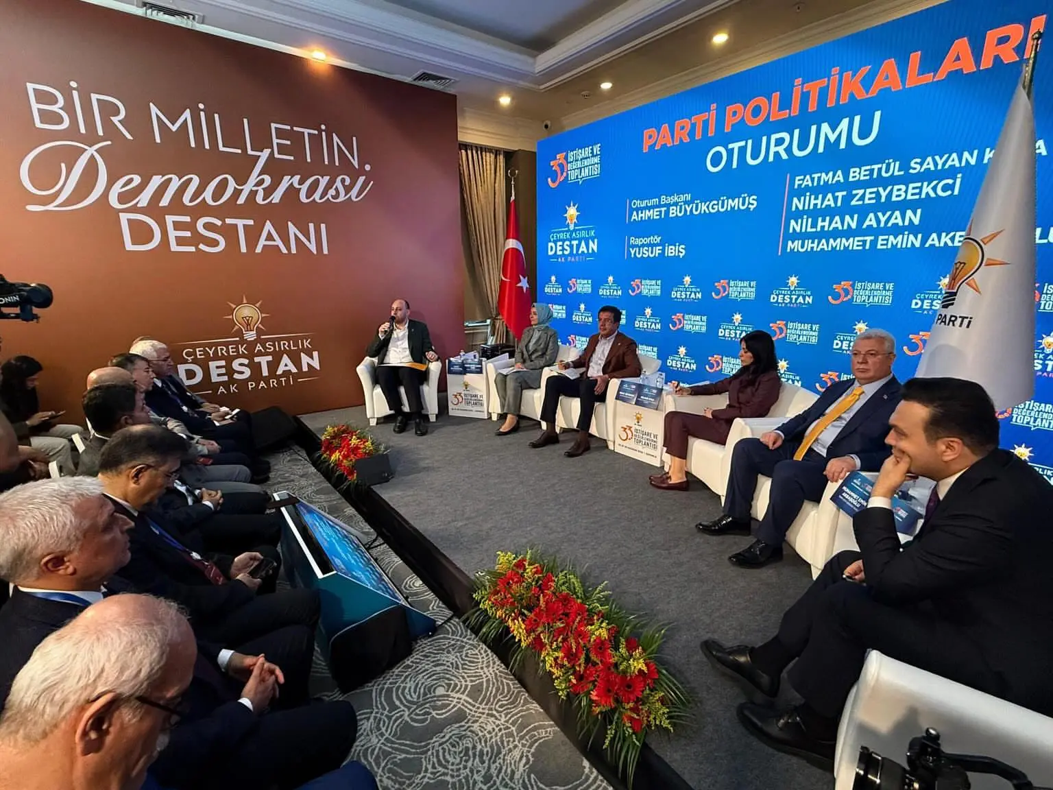 Sapanca'da Parti Politikaları Oturumu Gerçekleştirildi