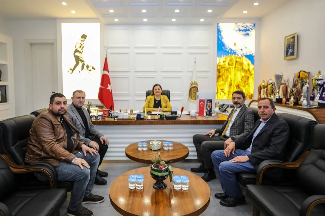 Madeni Sanatkarlar Odası Başkanı Mustafa Yılmazaslan ve Yönetim Kurulu Üyeleri Görüş Alışverişinde Bulundu