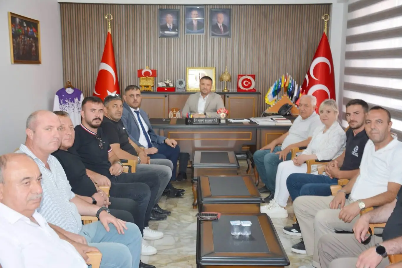 MHP İhsaniye İlçe Yönetimi, İl Başkanlığına Ziyaret Gerçekleştirdi