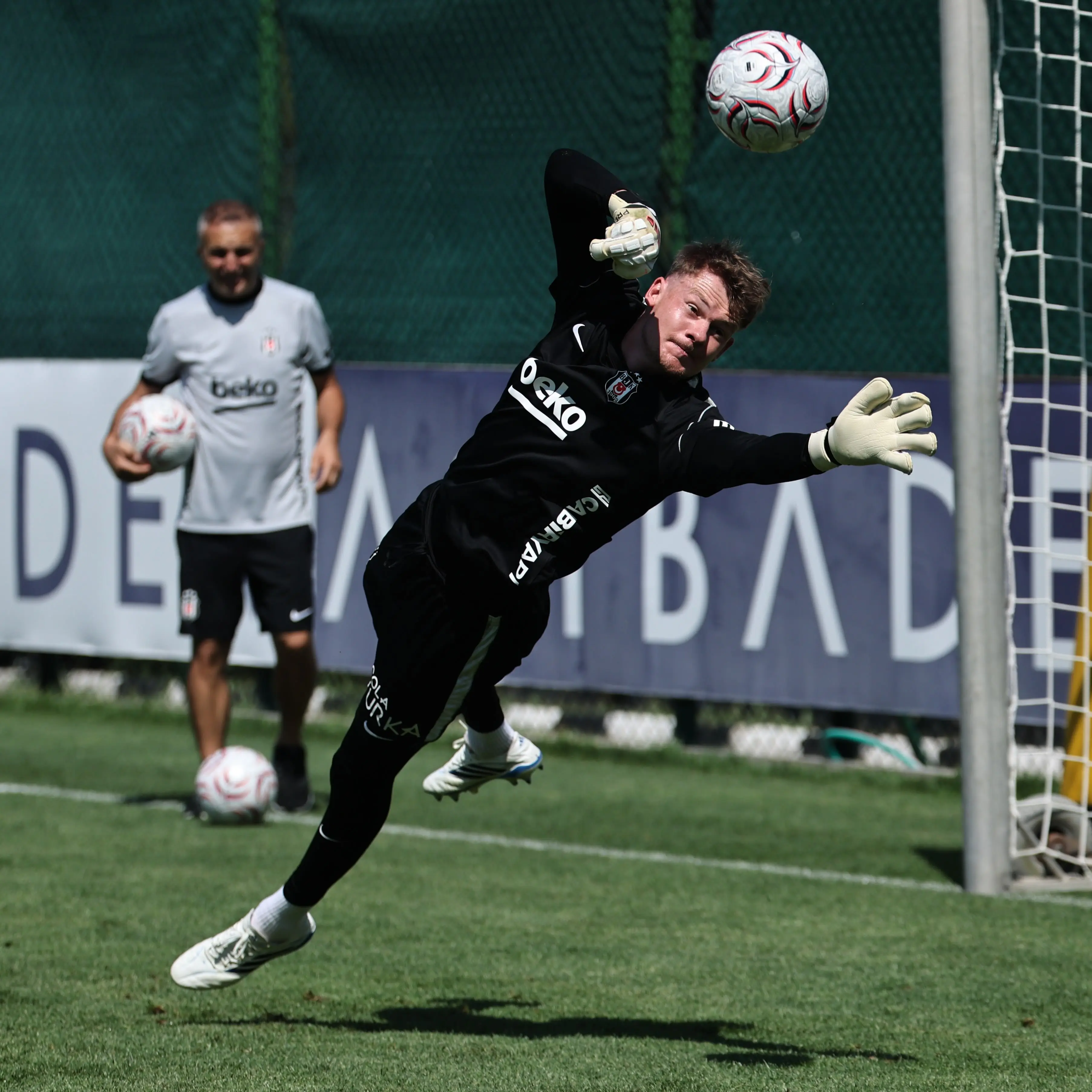 Beşiktaş, Midtjylland maçı hazırlıklarına devam ediyor