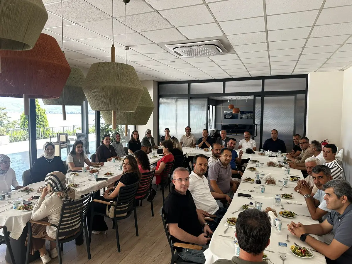 Eğirdir'de Veda Yemeği Düzenlendi