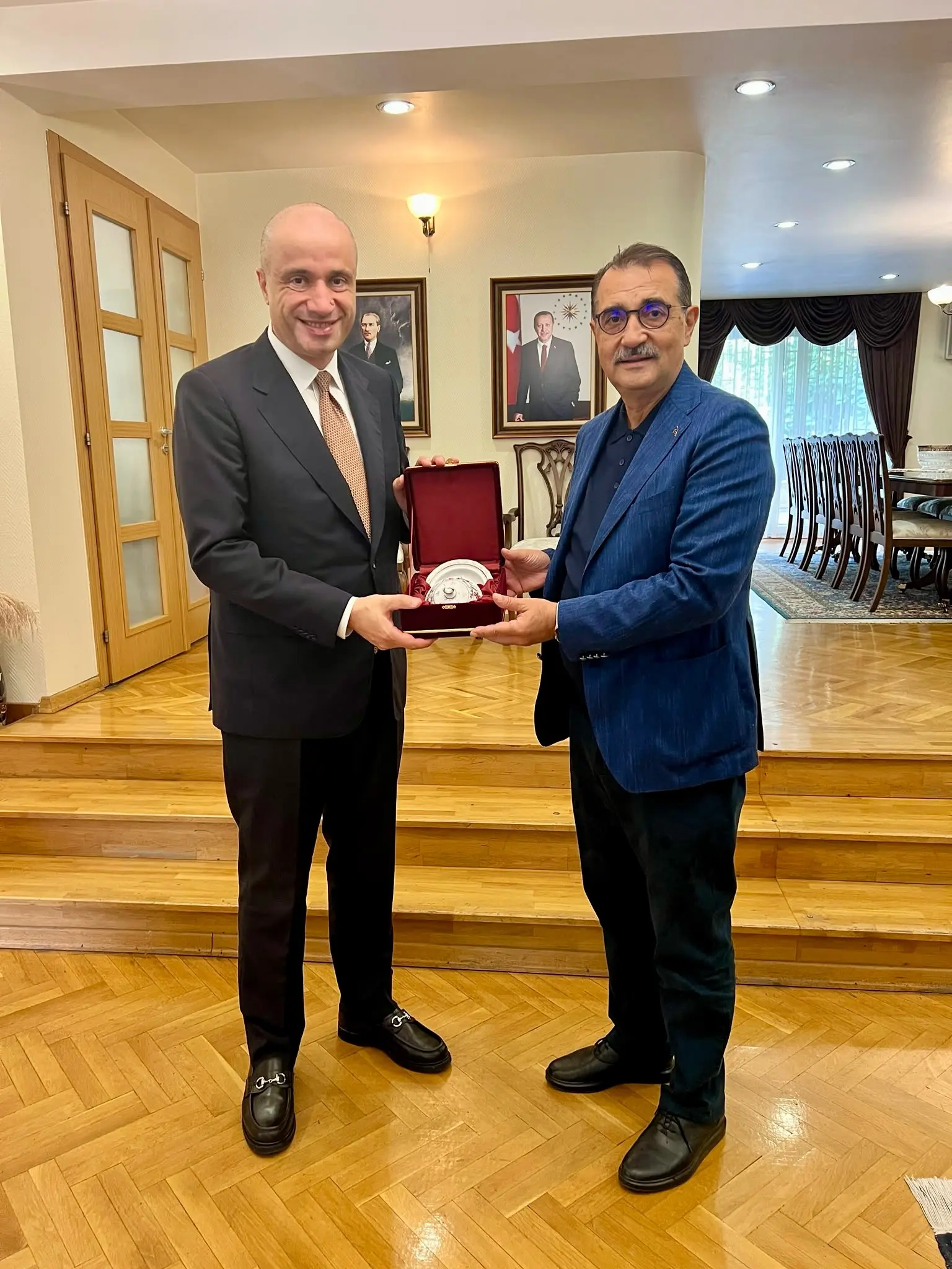 Eskişehir Milletvekili Dönmez, Bulgaristan'da temaslarda bulundu