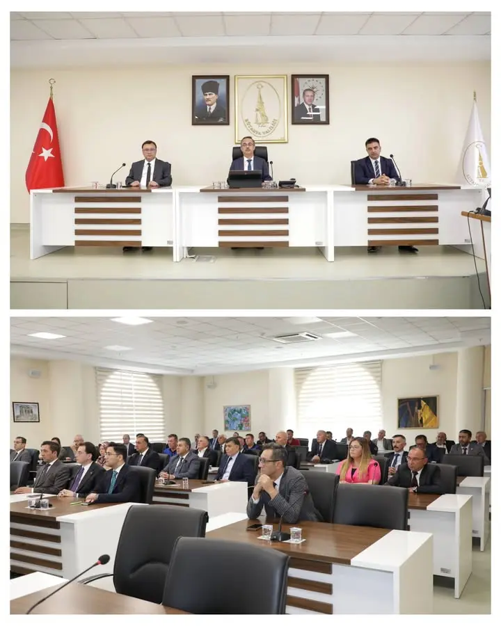 Gediz Belediyesi'nden Hayvan Koruma Toplantısı