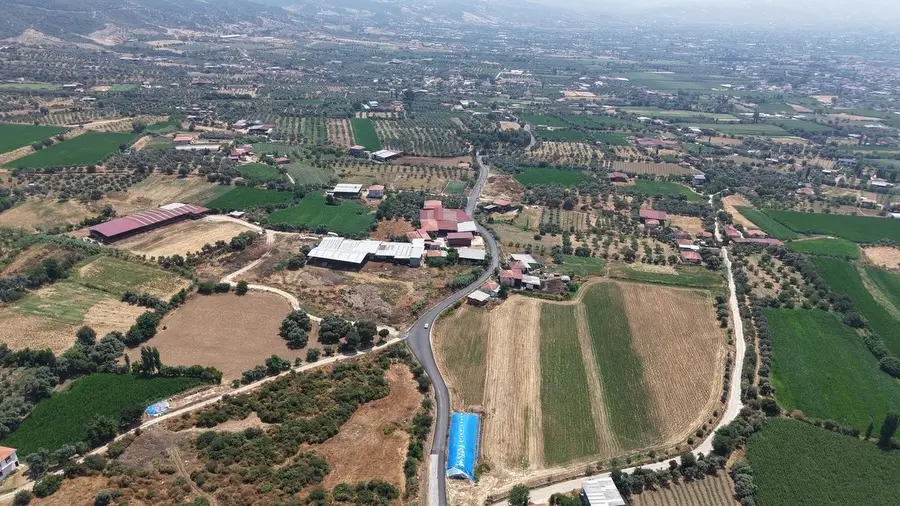 Küçük Menderes Havzası'nda yol yenileme çalışmaları