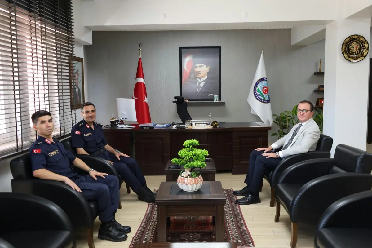 Jandarma Komutanları Kaymakam'ı Ziyaret Etti