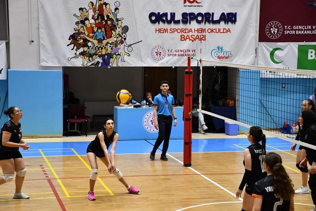 Genç Kızlar Voleybol Müsabakaları Sonuçlandı