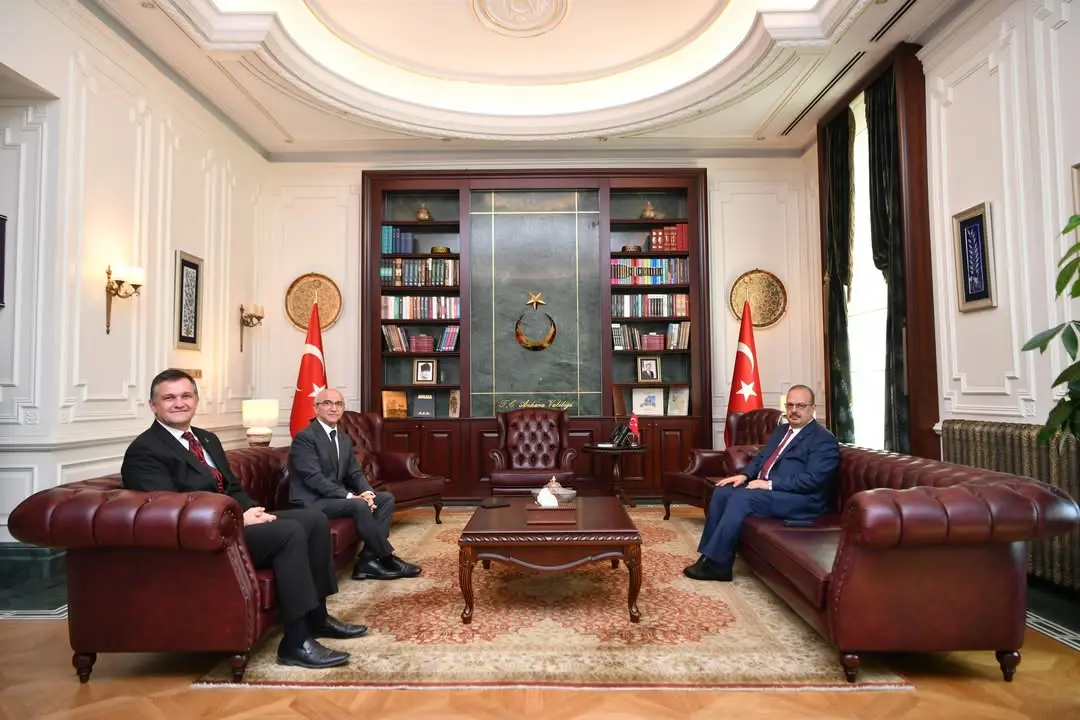 Eski Bakan Yardımcısı Şensoy'dan Vali Canbolat'a Ziyaret