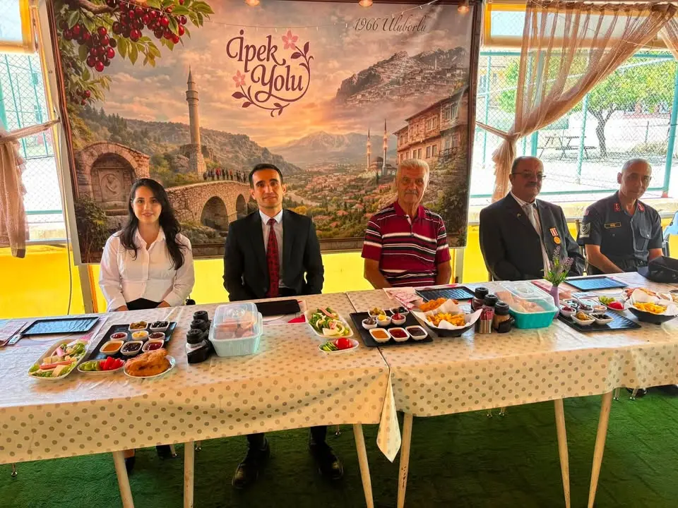 Uluborlu'da 15 Temmuz Anma Kahvaltısı Düzenlendi